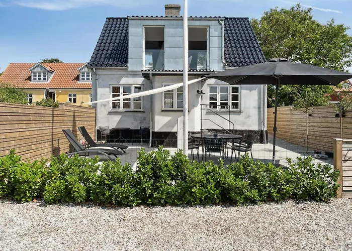 Nyd Mon Fra Historisk Hus * Stege
